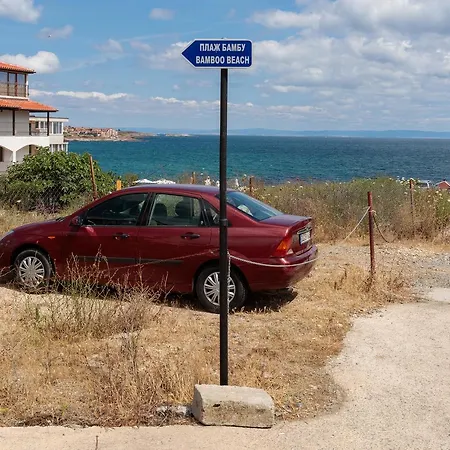 公寓 Sea Shell 1 *