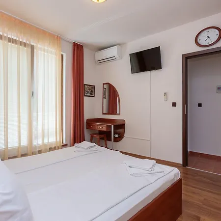 Apartment Sea Shell 1 *