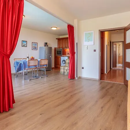 Apartment Sea Shell 1